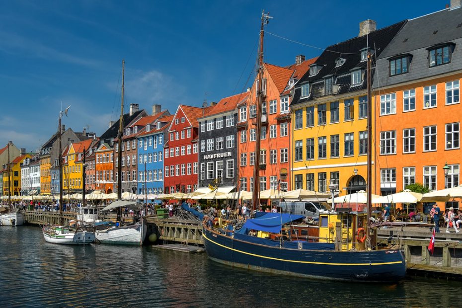 Nyhavn by Jorge Franganillo